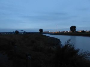 Brug over de Lek bij Vianen (deel van de A2)