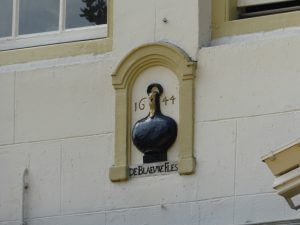De Blauwe Fles
