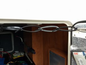 Oplossing voor gebroken gasveer