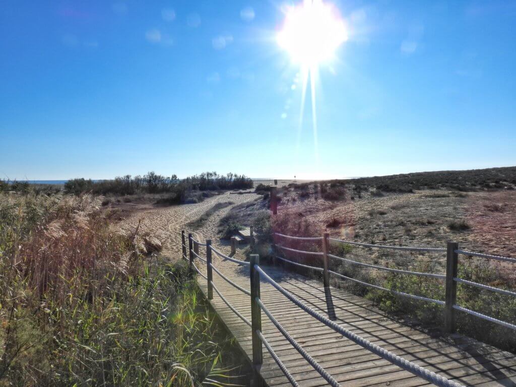 Doorsteek naar strand - Lagoa dos Salgados