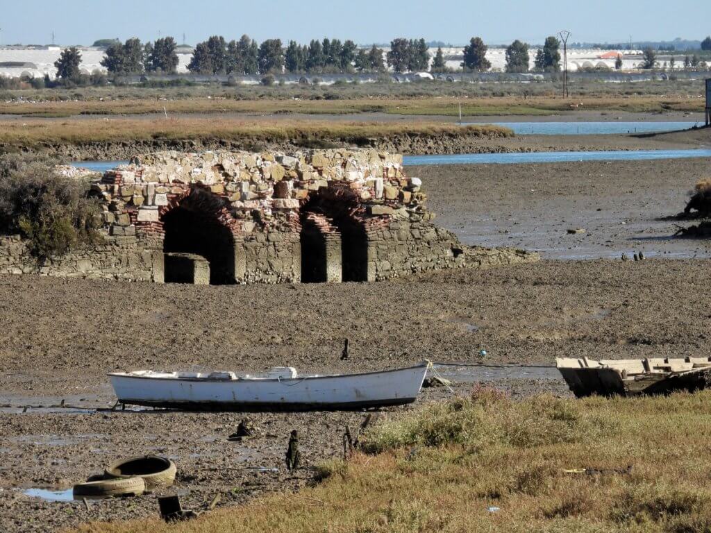 Laag water in de baai van Rio Carreras