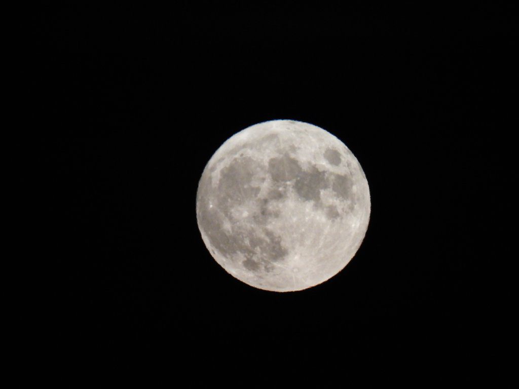 Full Moon over Bilbao