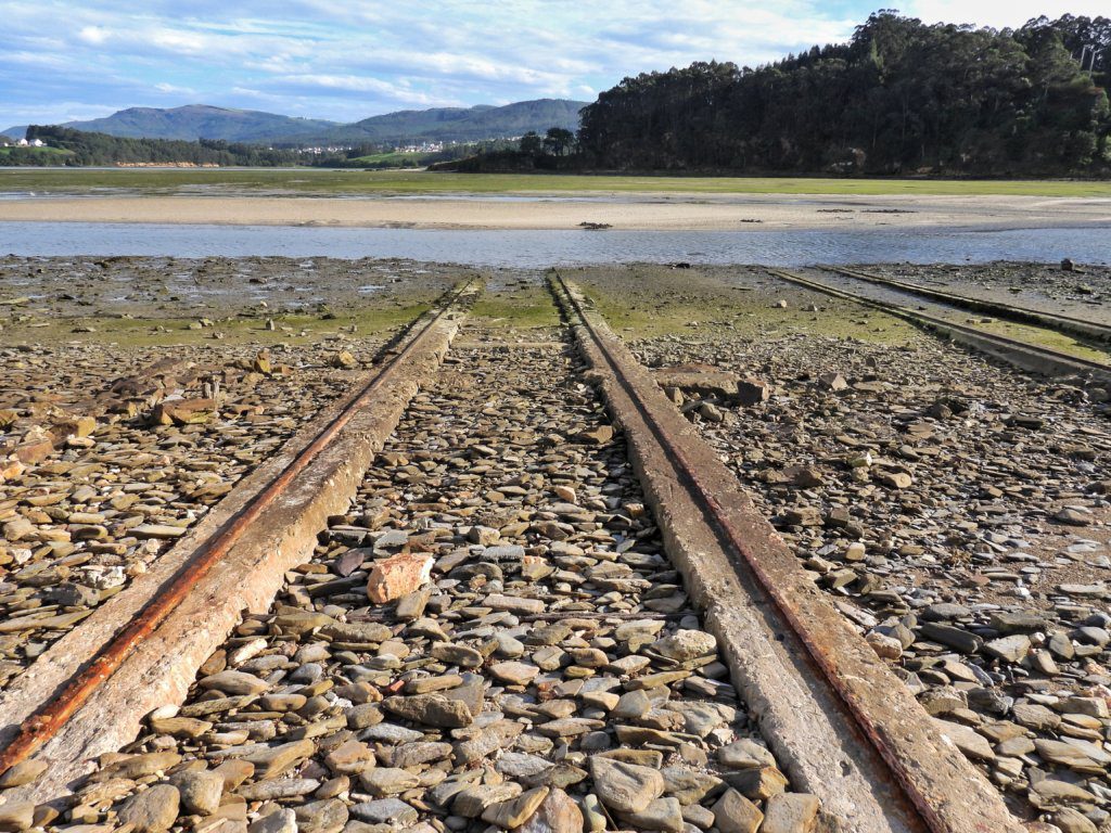 Rails voor de boten