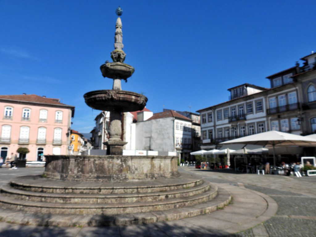 Chafariz do Largo de Camões