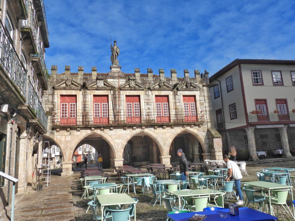 Guimarães - Largo da Oliveira