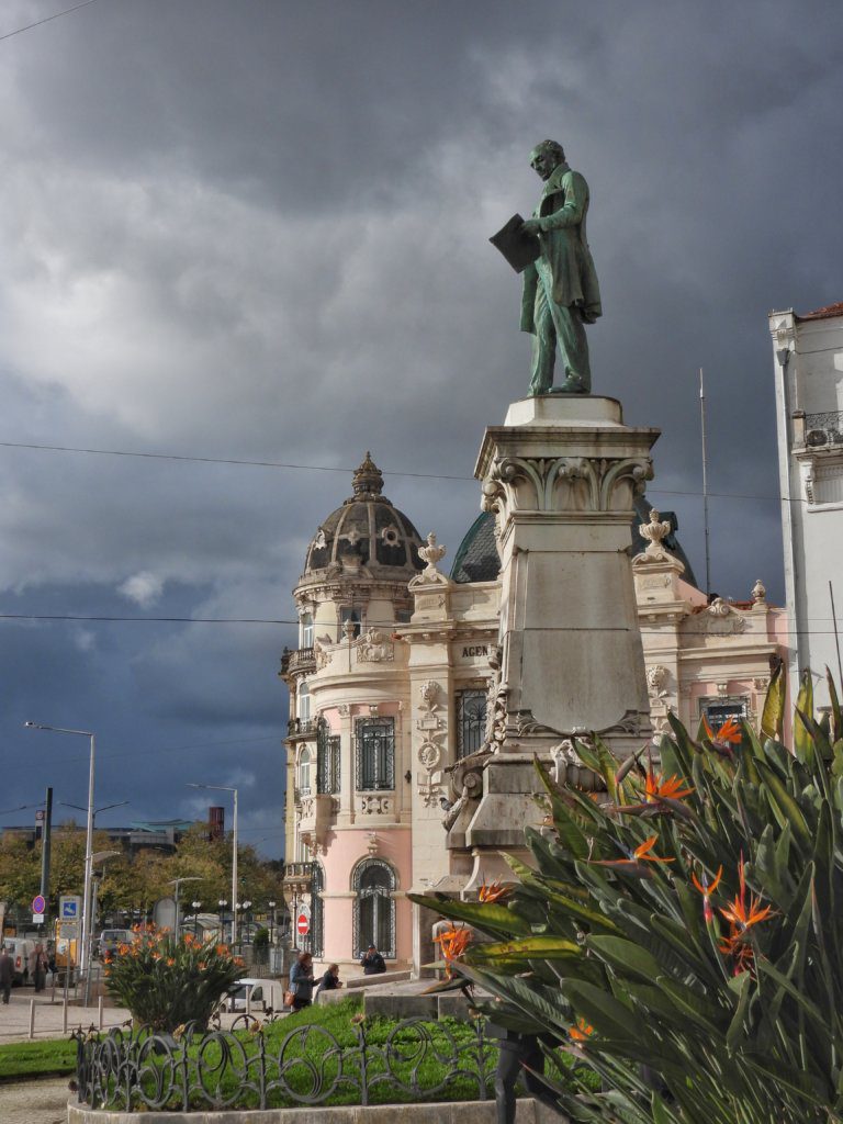 Coimbra - Largo da Portagem