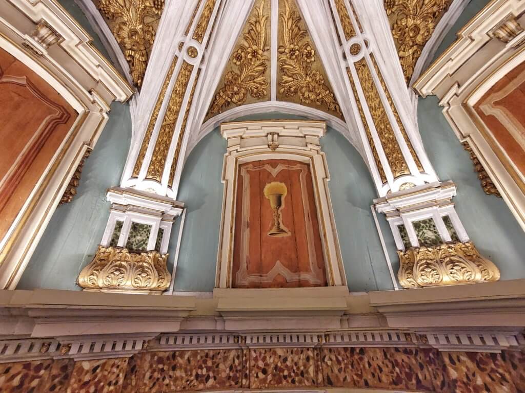 Capela dos Ossos