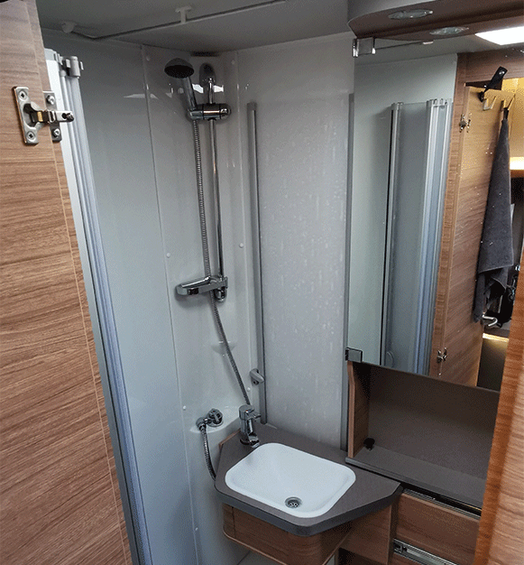 Douche in de camper