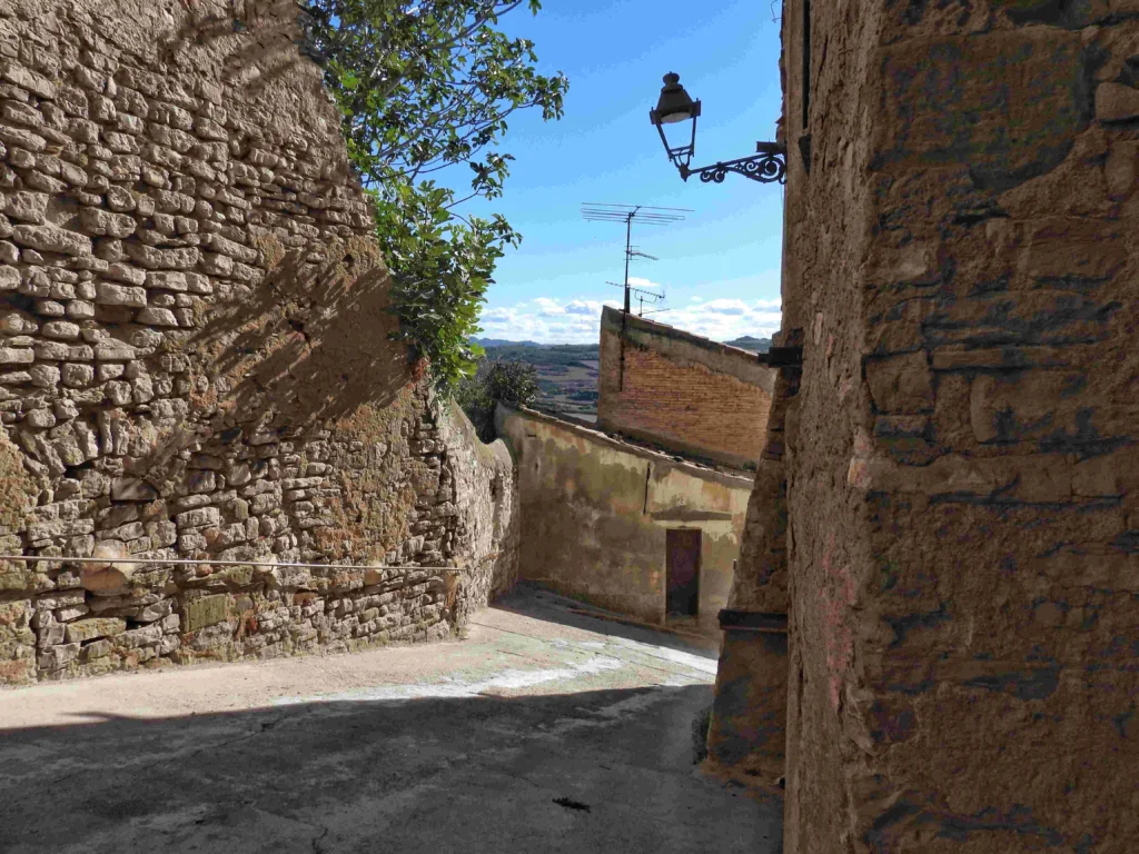 Callejón de las Brujas; Mirodor